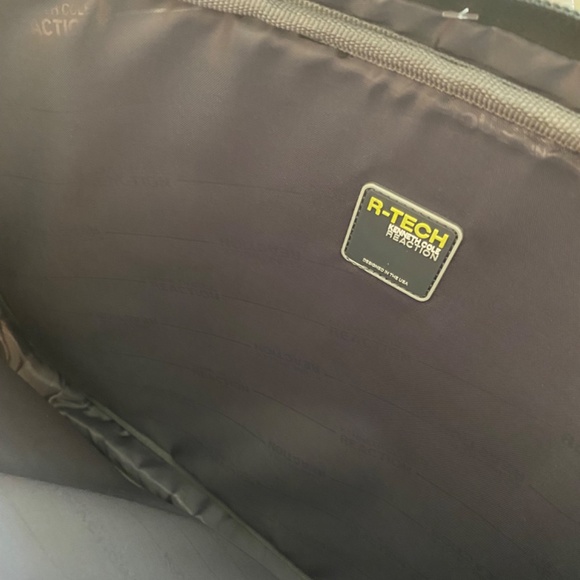 Kenneth Cole computer bag - Picture 7 of 7